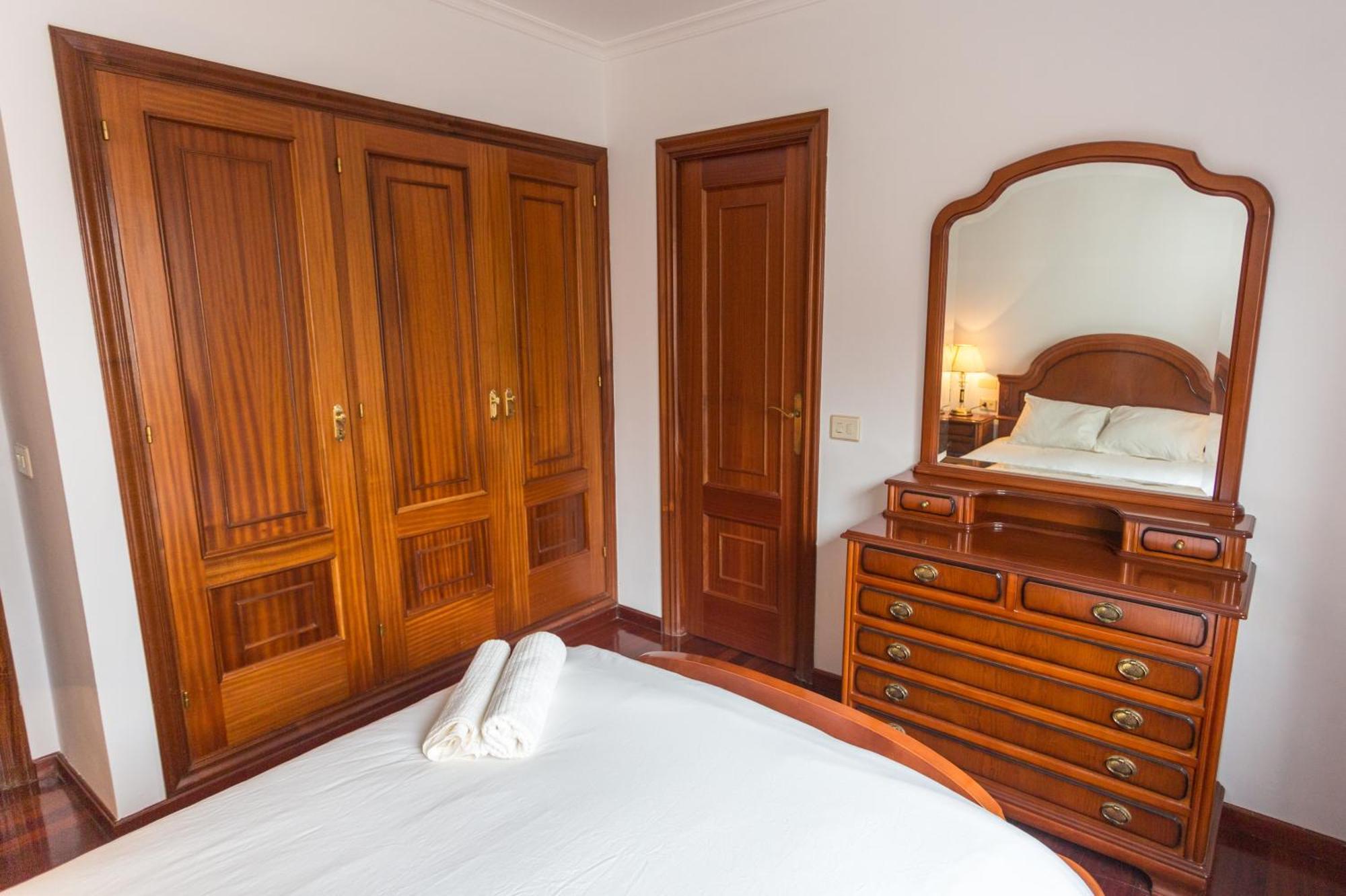 Disfruta De Melide En Este Amplio Apartamento Exteriér fotografie